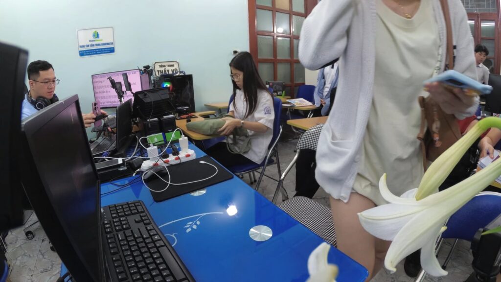 Học tiếng Trung online Thầy Vũ khóa học xuất nhập khẩu tiếng Trung bài 5 khóa học tiếng Trung online Thầy Vũ chuyên dạy tiếng Trung logistics theo giáo trình Hán ngữ xuất nhập khẩu của tác giả Nguyễn Minh Vũ