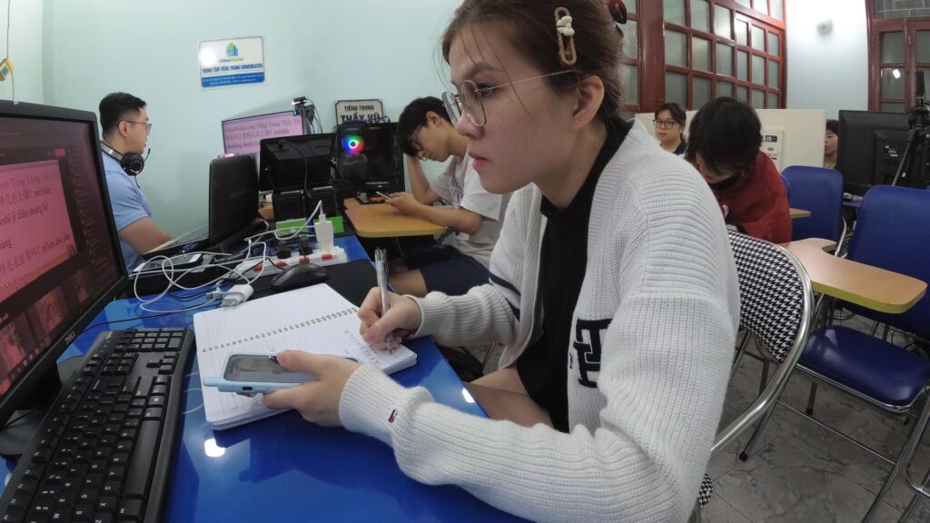 Học tiếng Trung Thương mại Xuất nhập khẩu uy tín top 1 tại Hà Nội trung tâm tiếng Trung CHINEMASTER