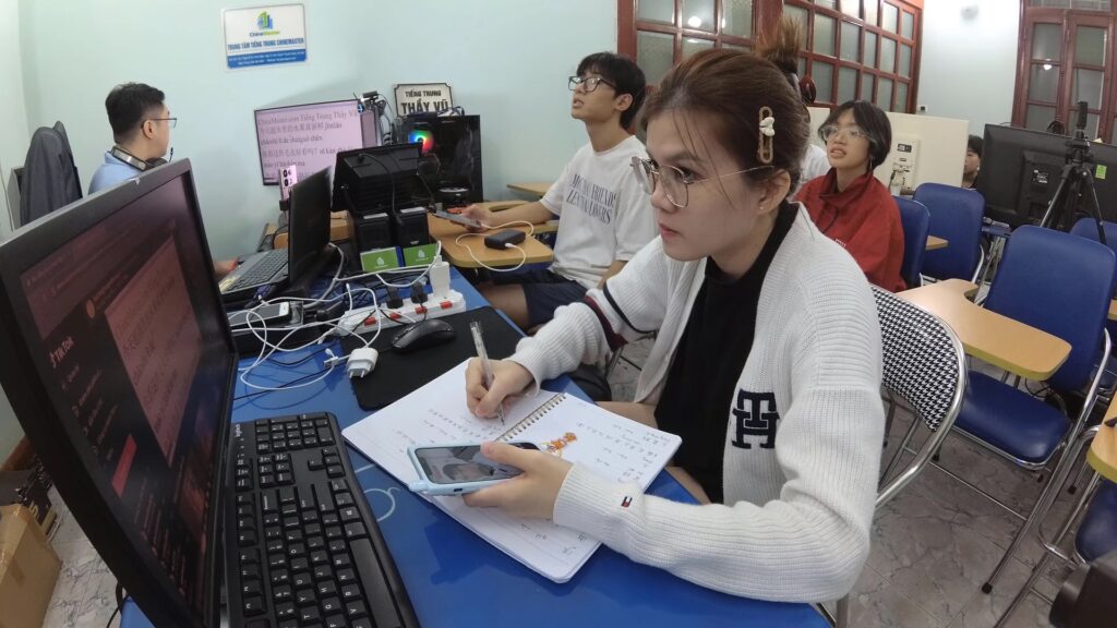 Học tiếng Trung online hoctiengtrungonline.com khóa học tiếng Trung trực tuyến