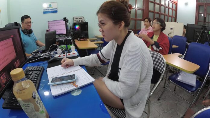 hoctiengtrungonline.com học tiếng Trung online CHINEMASTER Thầy Vũ luyện thi HSKK bài 5