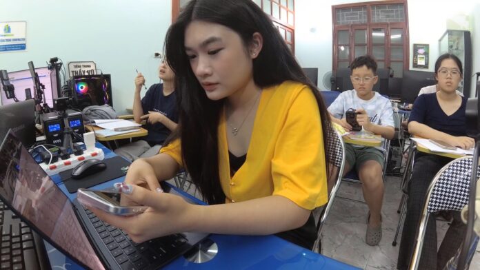 Top 1 học tiếng Trung online 1 kèm 1 uy tín nhất Việt Nam