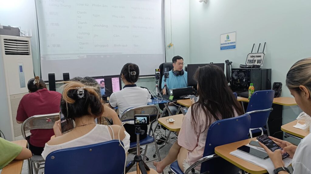 Trung tâm học tiếng Trung online 1-1