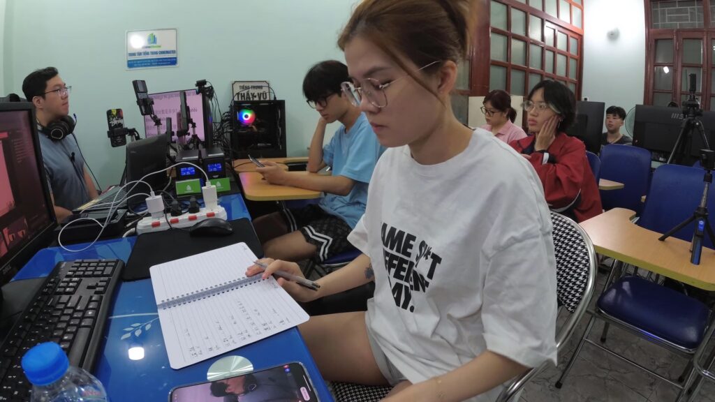 hoctiengtrungonline.com hoctiengtrungonline.net học tiếng Trung online uy tín top 1 Việt Nam