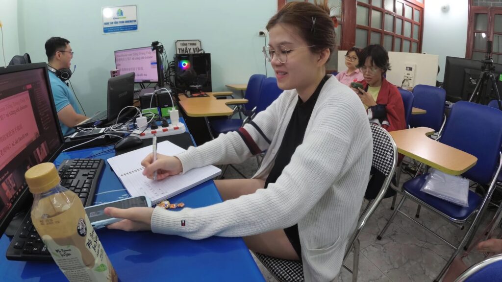 Học tiếng Trung online hoctiengtrungonline.com giáo trình chuẩn HSK 2026 bài 11