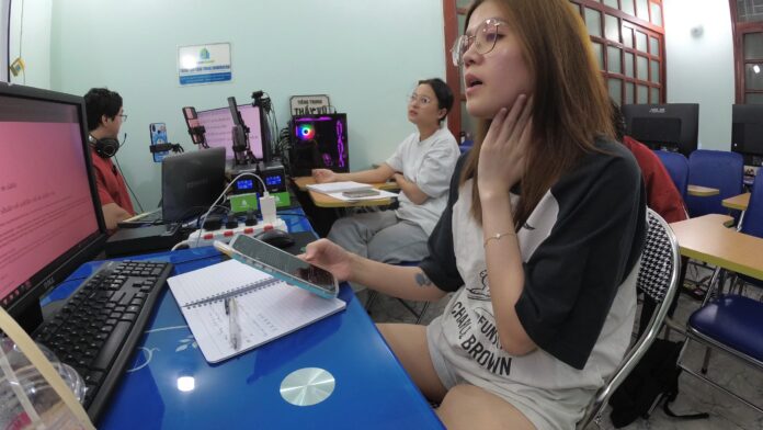 Học tiếng Trung online hoctiengtrungonline.com giáo trình chuẩn HSK 2026 bài 15