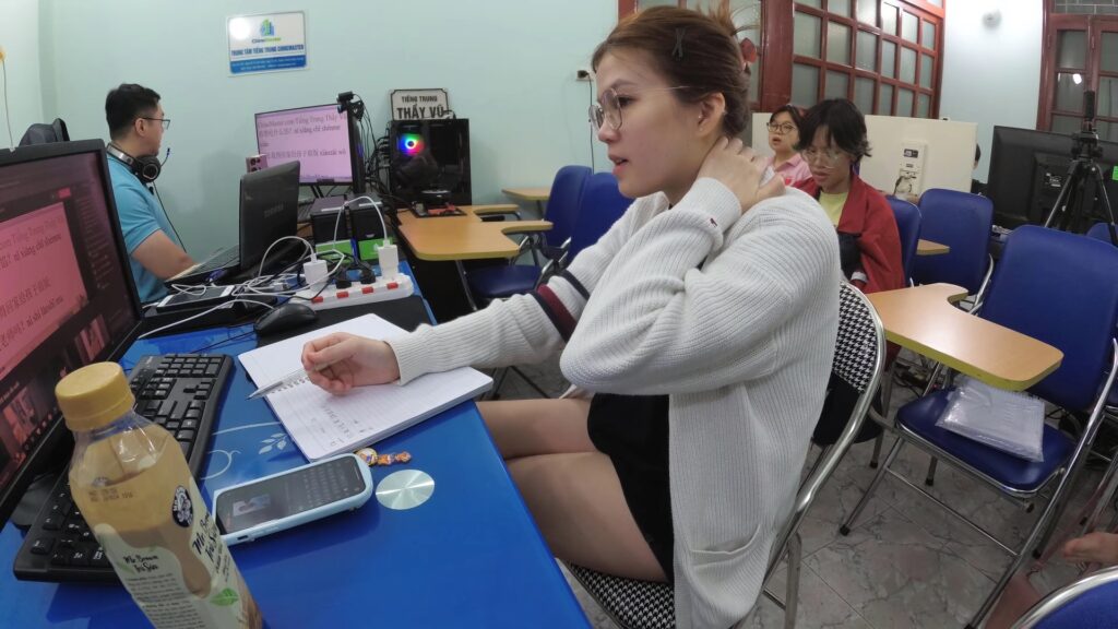 Giáo trình chuẩn HSK luyện thi viết HSK 5 bài giảng 2 4 Học tiếng Trung online Thầy Vũ ChineMaster lớp em Thùy Dương Trang Thuận