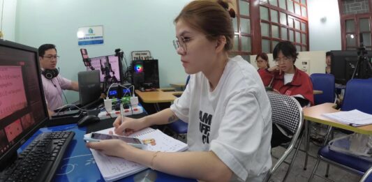 Học tiếng Trung online HSK 5 HSKK cao cấp bài 1
